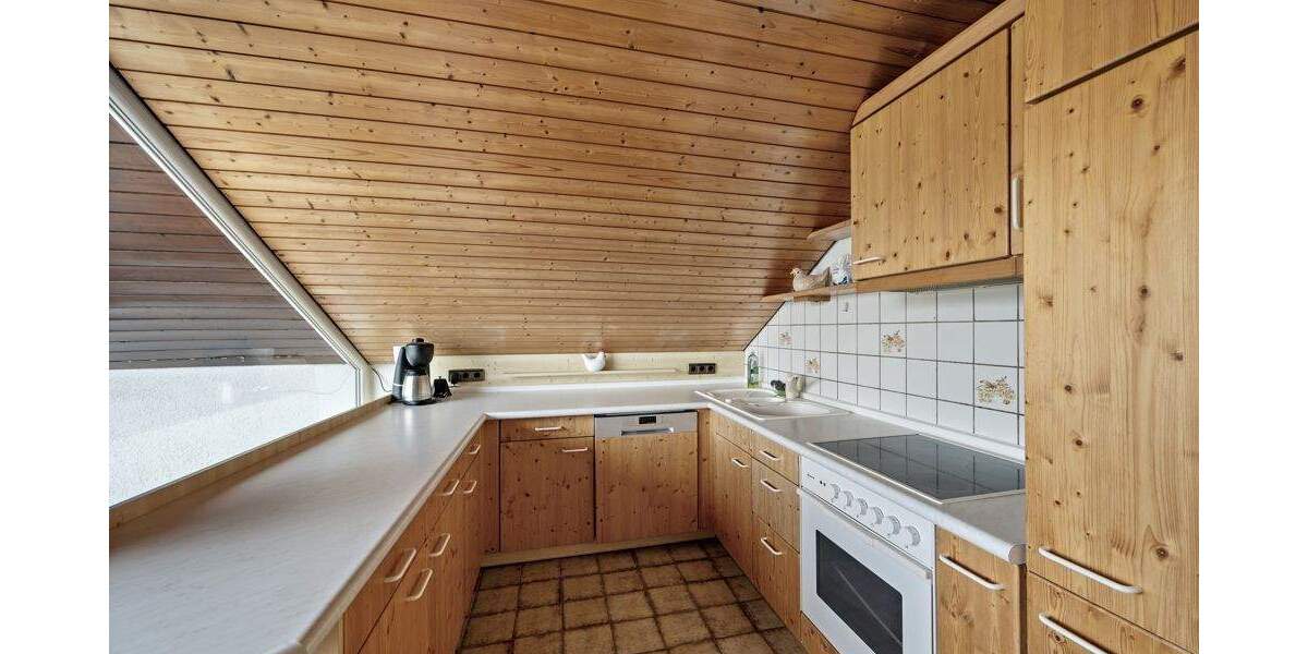 Einfamilienhaus Dietingen - 7 Zimmer, 306 m&sup2;, 497.000&euro; | Angebot:25776556