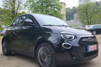 Fiat 500e 29.900 km 15.500 &euro; ROTTWEIL 78628