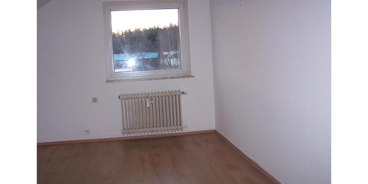 Dachgeschoßwohnung Mönchweiler - 2 Zimmer, 65 m&sup2;, 435&euro; | Angebot:25405923