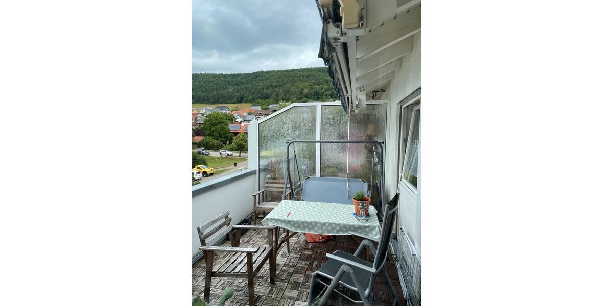 Dachgeschoßwohnung Blumberg - 2 Zimmer, 72 m&sup2;, 165.000&euro; | Angebot:26658319