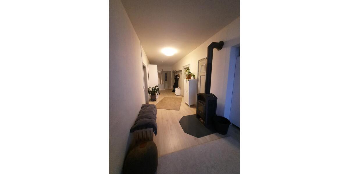 Etagenwohnung Titisee-Neustadt Neustadt - 5 Zimmer, 135 m&sup2;, 1.200&euro; | Angebot:26532904