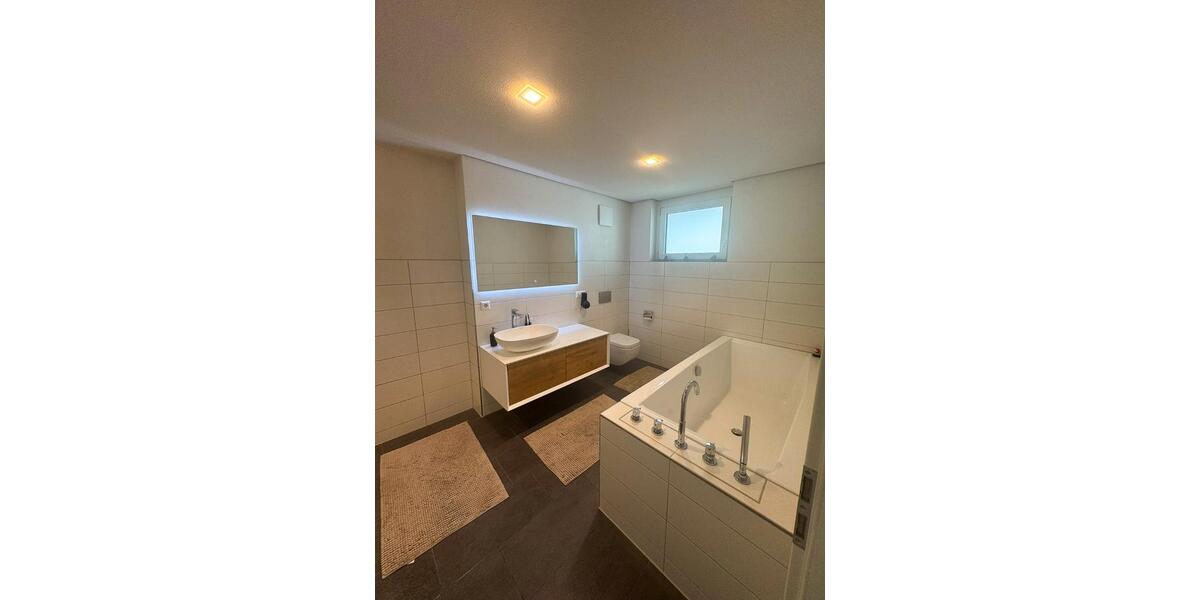 Etagenwohnung Tuttlingen - 4 Zimmer, 99 m&sup2;, 380.000&euro; | Angebot:25998854