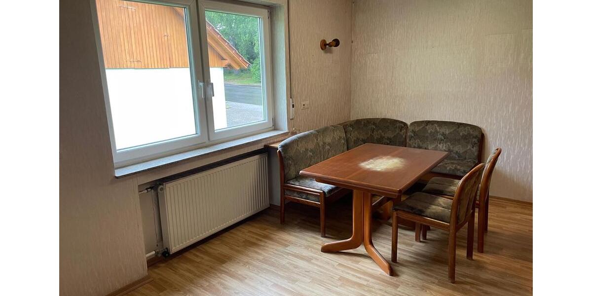 Einfamilienhaus Rottweil - 10 Zimmer, 190 m&sup2;, 340.000&euro; | Angebot:25633066