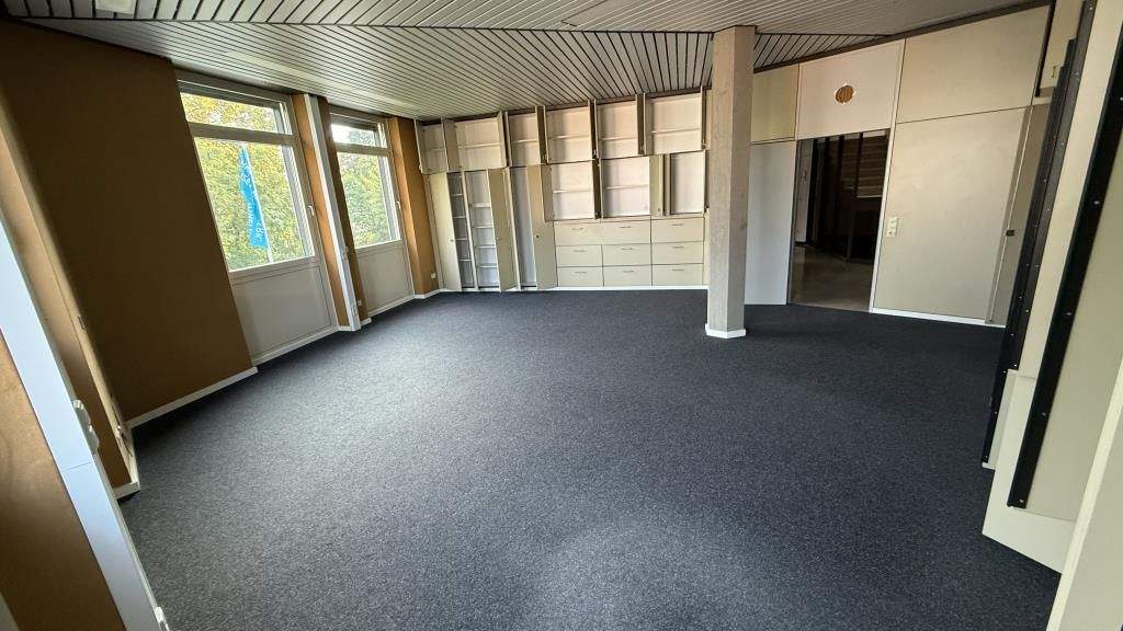 Gewerbeobjekt Villingen-Schwenningen Villingen - 3 Zimmer, 152 m&sup2;, 1.500&euro; | Angebot:25701115