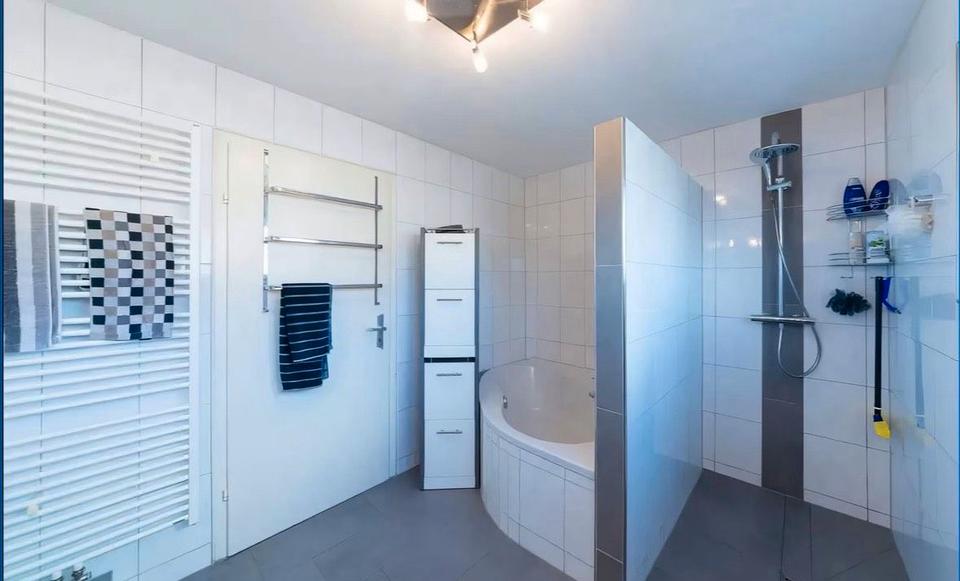 Einfamilienhaus Immendingen - 7 Zimmer, 234 m&sup2;, 1.850&euro; | Angebot:26516859