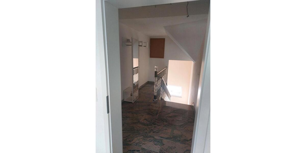 Dachgeschoßwohnung Spaichingen - 3 Zimmer, 68 m&sup2;, 850&euro; | Angebot:26519382
