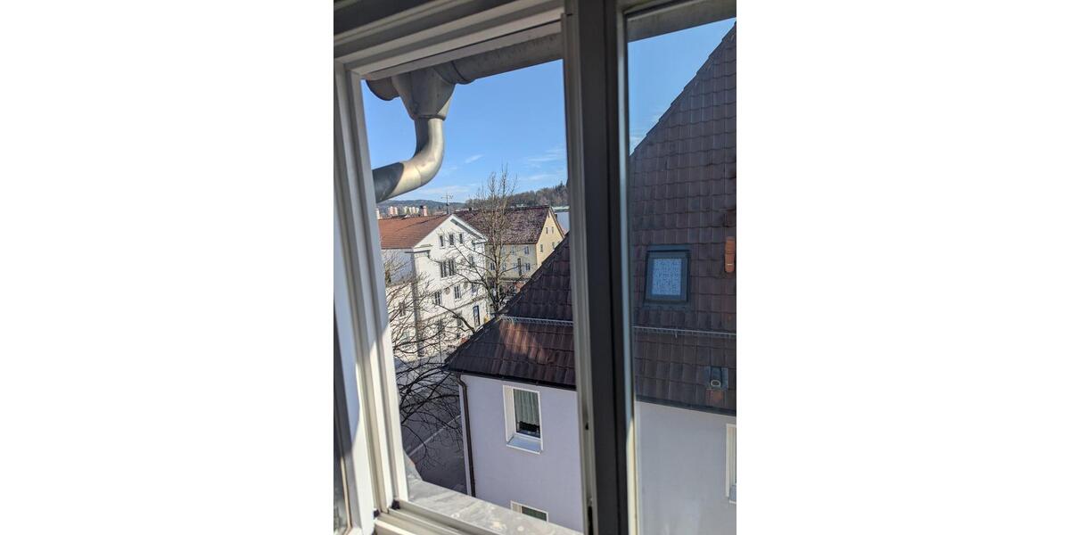 Dachgeschoßwohnung Tuttlingen - 2.5 Zimmer, 48 m&sup2;, 440&euro; | Angebot:25959865