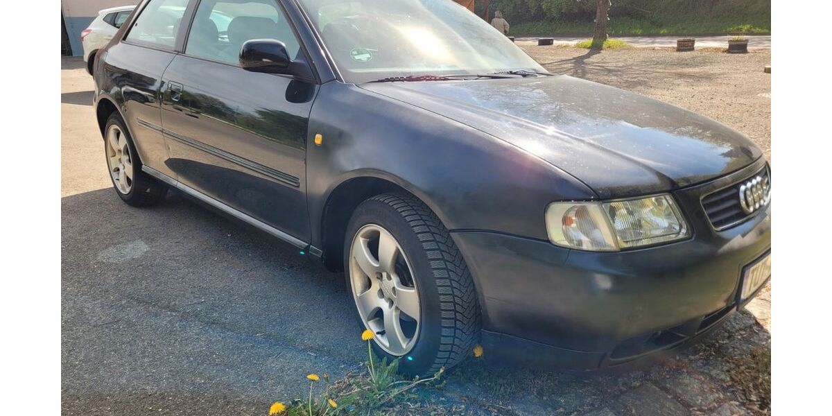 Audi A3 218.000 km 1.900 &euro; Tuttlingen 78532