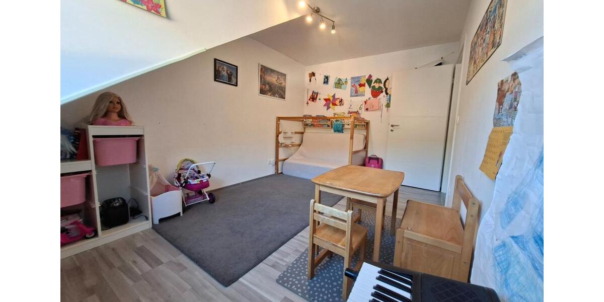Doppelhaushälfte Tuttlingen - 5.5 Zimmer, 162 m&sup2;, 415.000&euro; | Angebot:26980287