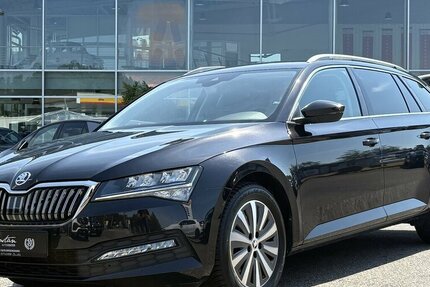 Skoda Superb 2.0 TDI Ambition KAMERA/NAVI/CARPLAY/DSG 52.484 km 25.800 &euro; Villingen-Schwenningen 78054