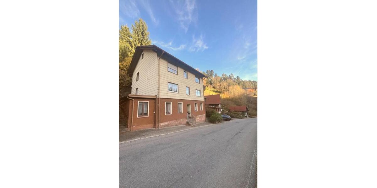 Etagenwohnung Lauterbach - 4 Zimmer, 90 m&sup2;, 800&euro; | Angebot:25319681