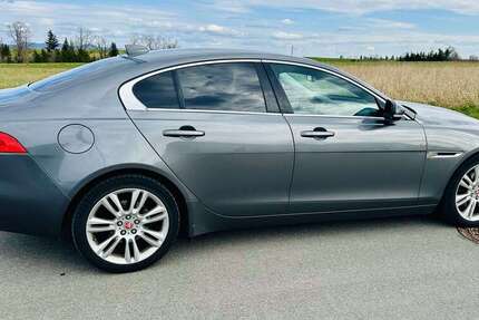 Jaguar XE 160.000 km 11.800 &euro; Bösingen 78662