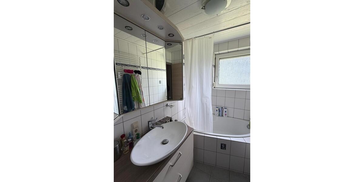 Erdgeschoßwohnung Villingen-Schwenningen Schwenningen - 3 Zimmer, 71 m&sup2;, 1.220&euro; | Angebot:26611245