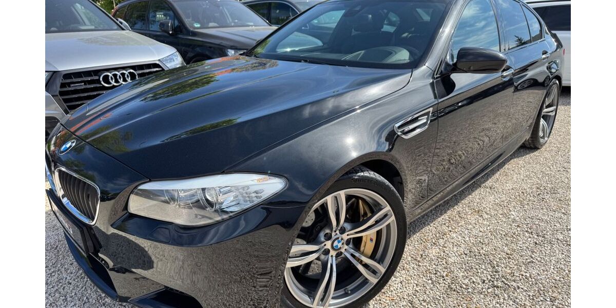 BMW M5 142.810 km 29.999 &euro; Tuttlingen 78532