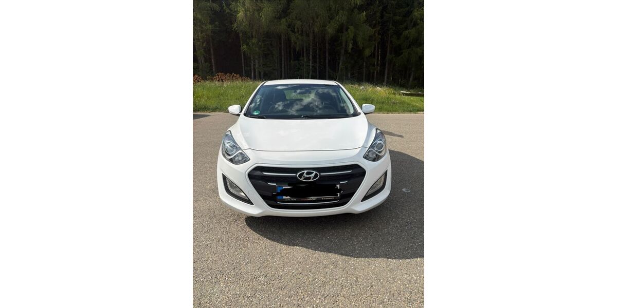 Hyundai i30 118.000 km 6.900 &euro; Gosheim 78559