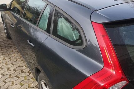 Volvo V60 150.000 km 10.100 &euro; Königsfeld 78126