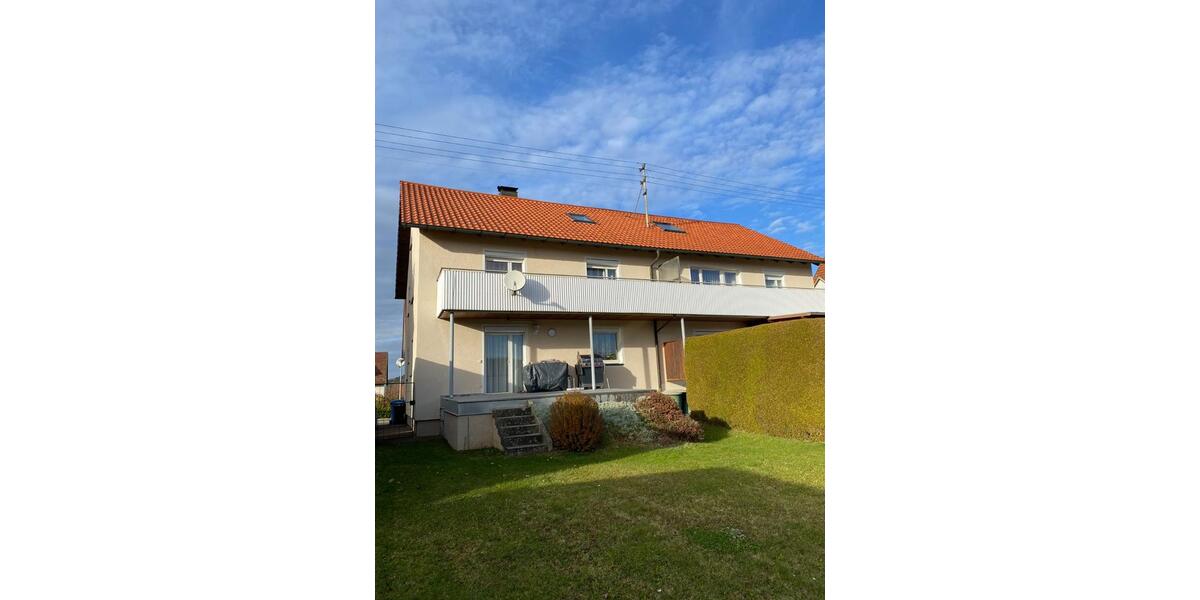 Doppelhaushälfte Gosheim - 7 Zimmer, 170 m&sup2;, 348.000&euro; | Angebot:24308876