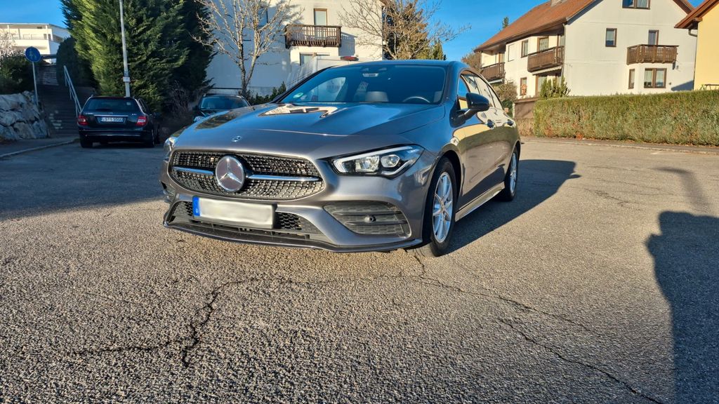 Mercedes-Benz CLA 180 Shooting Brake 85.500 km 22.400 &euro; Villingen-Schwenningen 78056