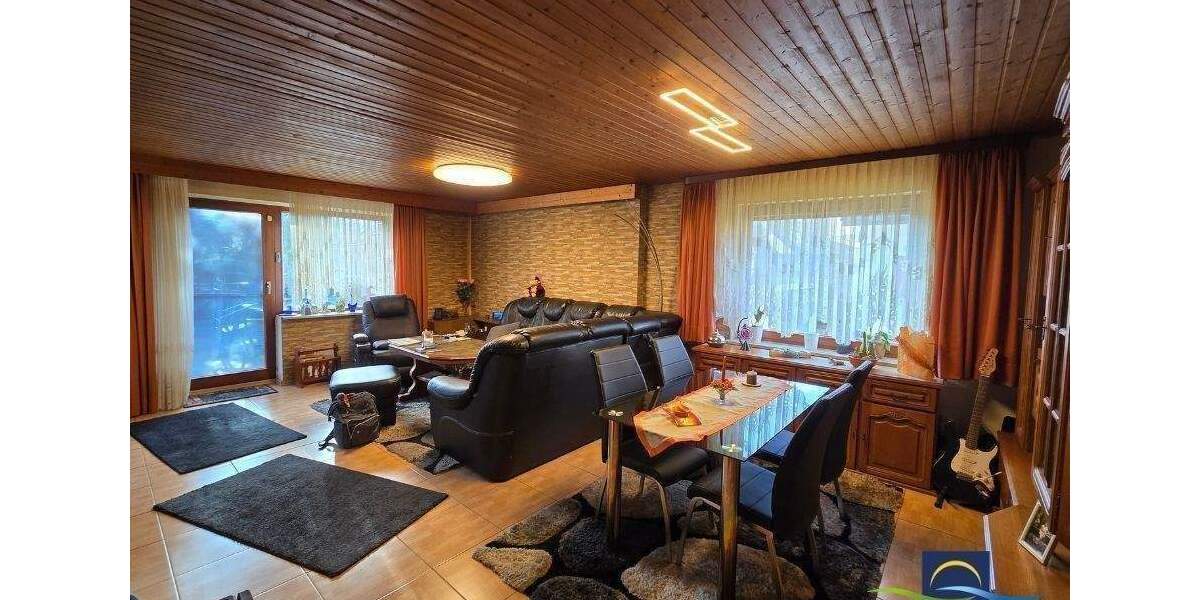 Mehrfamilienhaus, Wohnhaus Villingen-Schwenningen Villingen - 5 Zimmer, 166 m&sup2;, 299.000&euro; | Angebot:25670453