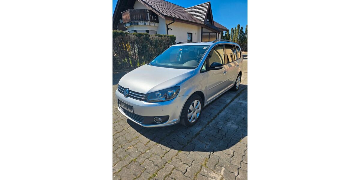 VW Touran 222.000 km 4.750 &euro; Schömberg 72355