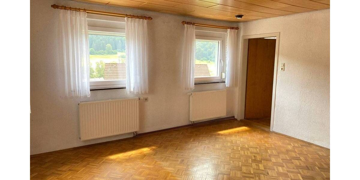 Doppelhaushälfte Reichenbach - 6 Zimmer, 124 m&sup2;, 130.000&euro; | Angebot:25671596