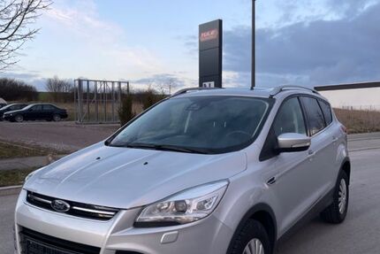 Ford Kuga 163.321 km 8.200 &euro; Villingen Schwenningen 78052