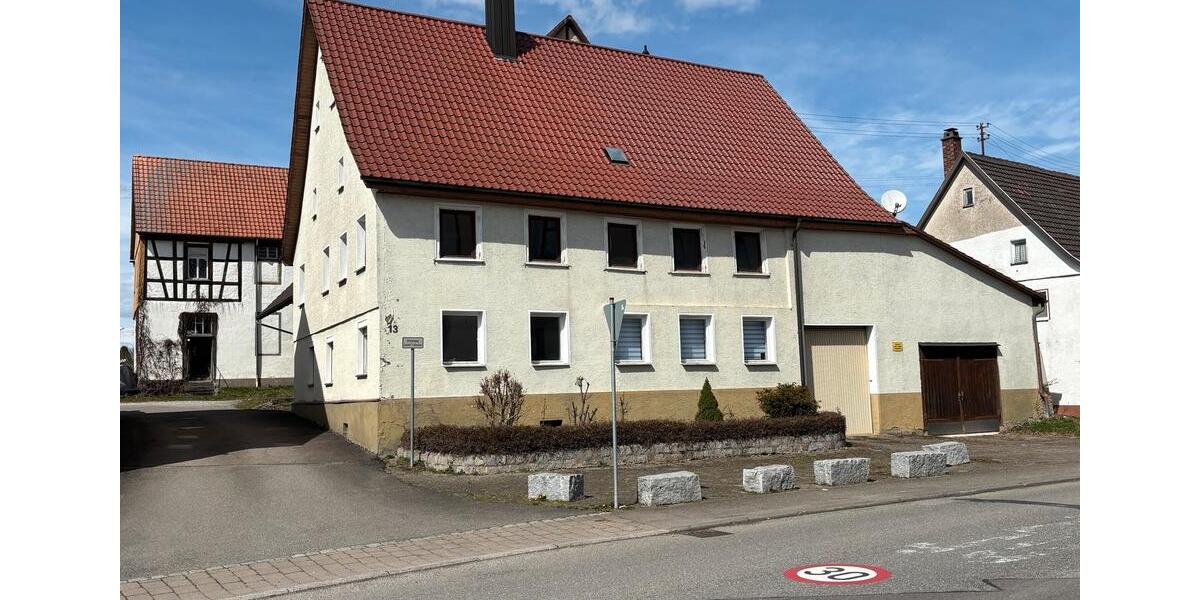 Einfamilienhaus Tuningen - 7.5 Zimmer, 200 m&sup2;, 750&euro; | Angebot:26051483