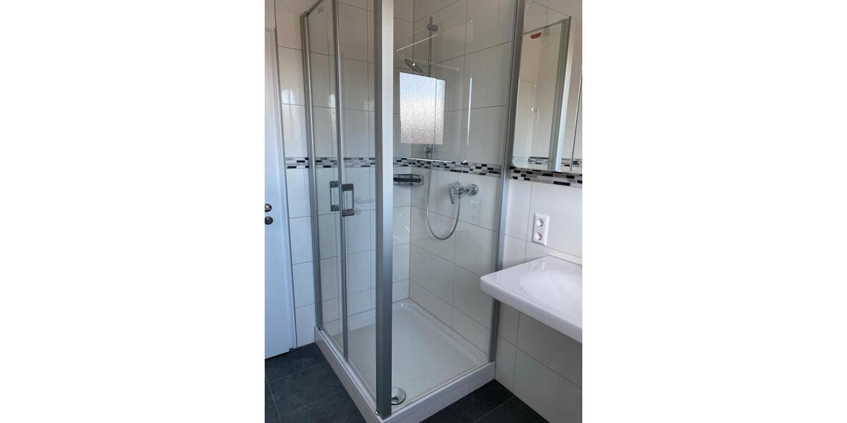 Etagenwohnung Villingen-Schwenningen Schwenningen - 4 Zimmer, 96 m&sup2;, 1.232&euro; | Angebot:25395864