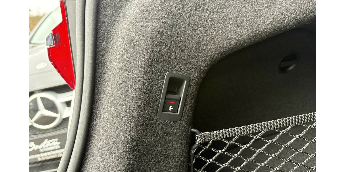 Audi A6 40 TDI BASIS/DSP/AHK/KLIMA/LED/DAB/SHZ/1.HAND 69.941 km 34.900 &euro; Villingen-Schwenningen 78054