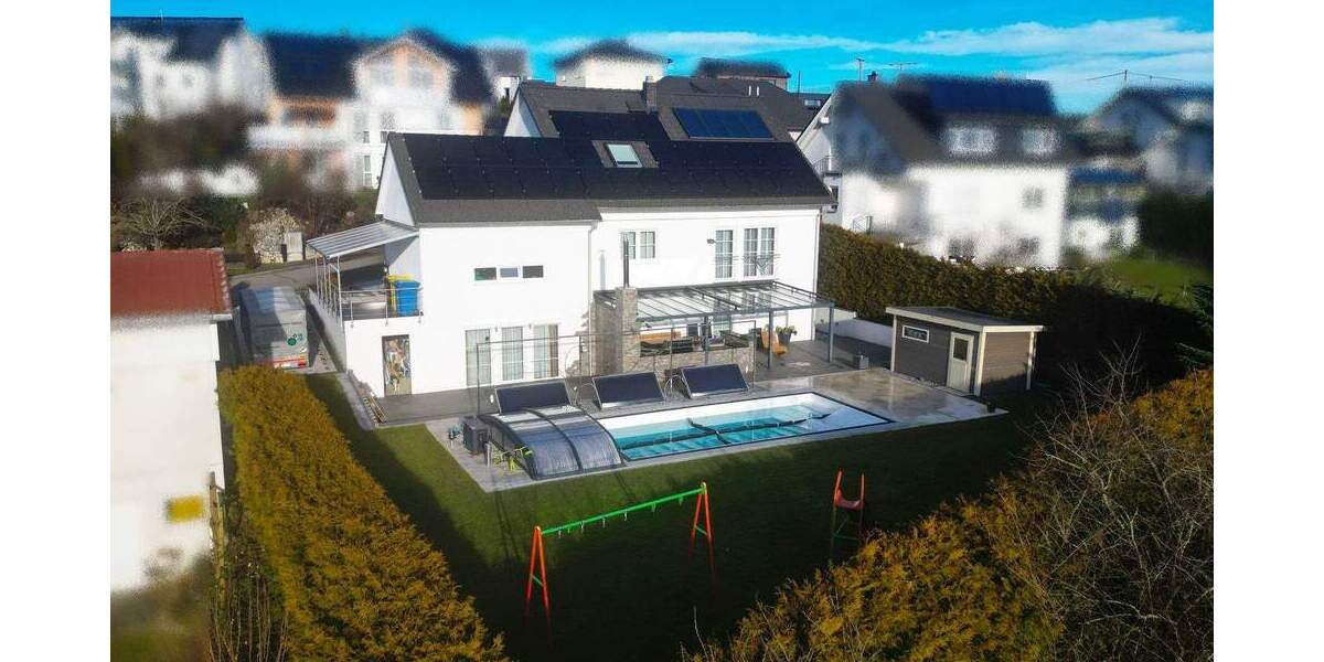 Einfamilienhaus Gunningen - 9 Zimmer, 235 m&sup2;, 799.000&euro; | Angebot:25662393