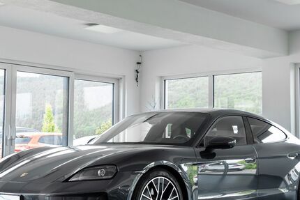 Porsche Taycan 32.000 km 78.000 &euro; Rietheim-Weilheim 78604