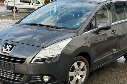 Peugeot 5008 148.000 km 6.490 &euro; Tuttlingen 78532