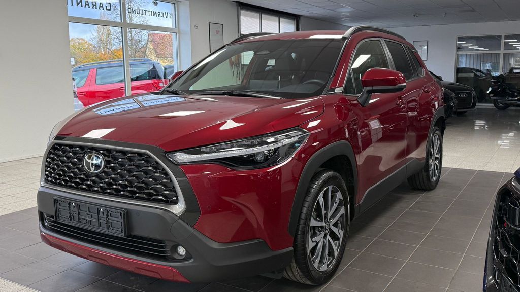 Toyota Corolla Cross 10.300 km 35.999 &euro; Schramberg 78713