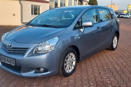 Toyota Verso 164.011 km 6.900 &euro; Trossingen 78647