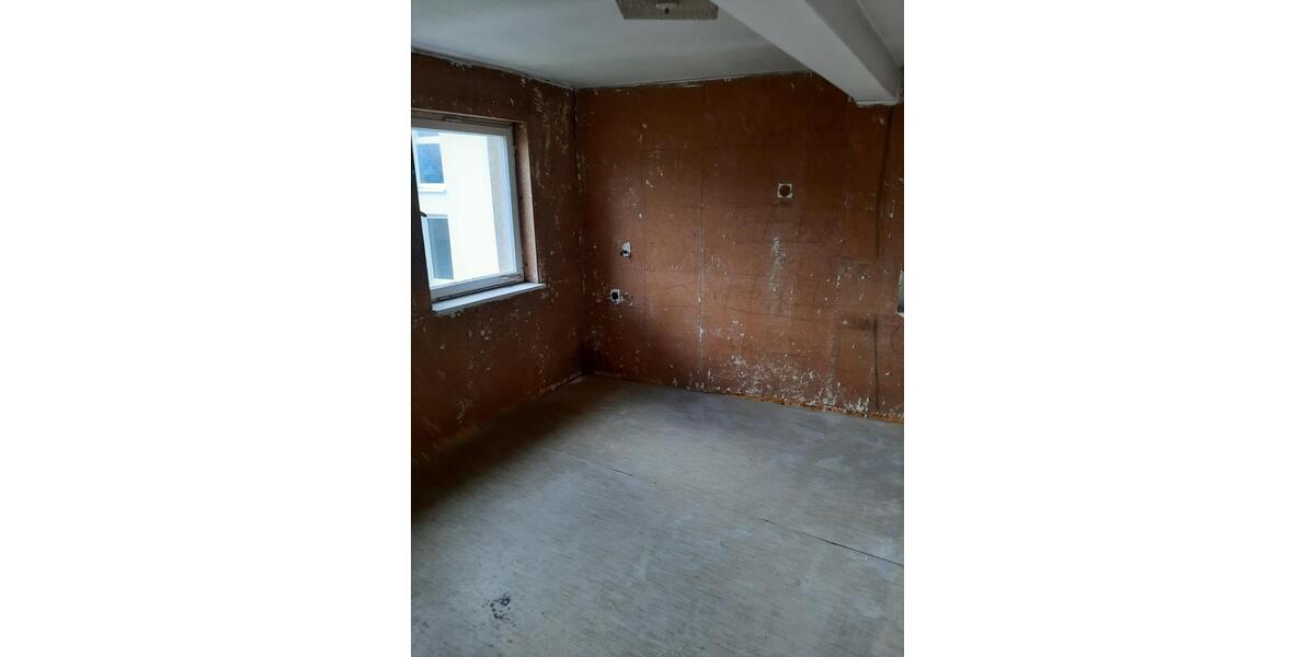 Einfamilienhaus Trossingen - 8 Zimmer, 146 m&sup2;, 295.000&euro; | Angebot:24865248