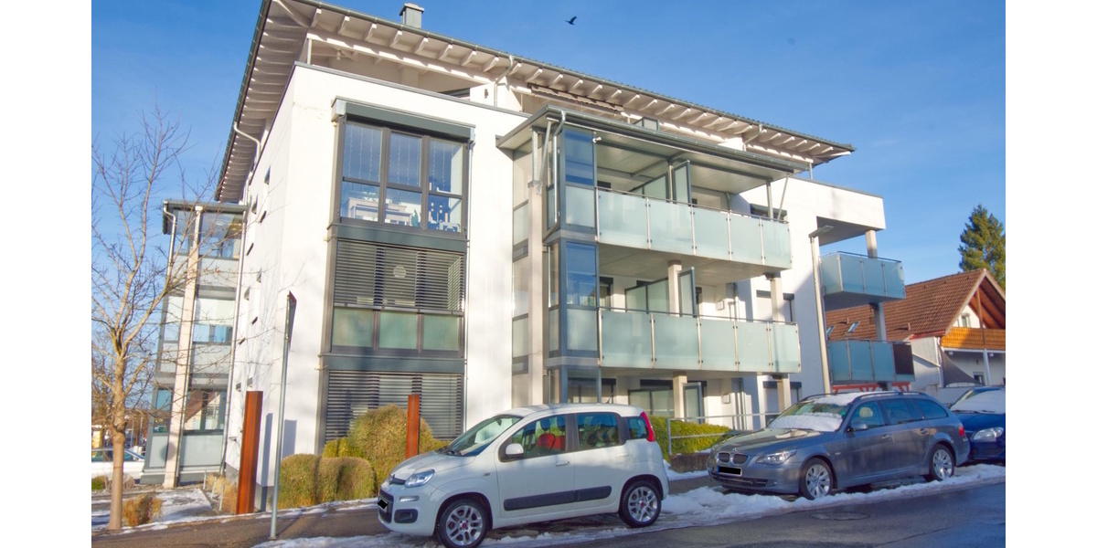 Moderne 2,5-Zimmer-Wohnung mit Balkon, Fußbodenheizung & Aufzug – naturnah gelegen - Etagenwohnung Villingen-Schwenningen Schwenningen | Angebot:24521054