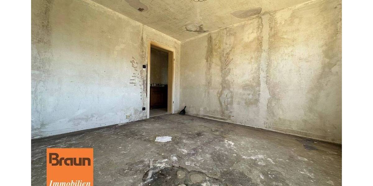Mehrfamilienhaus, Wohnhaus Villingen-Schwenningen Schwenningen - 8 Zimmer, 202 m&sup2;, 369.000&euro; | Angebot:26243099
