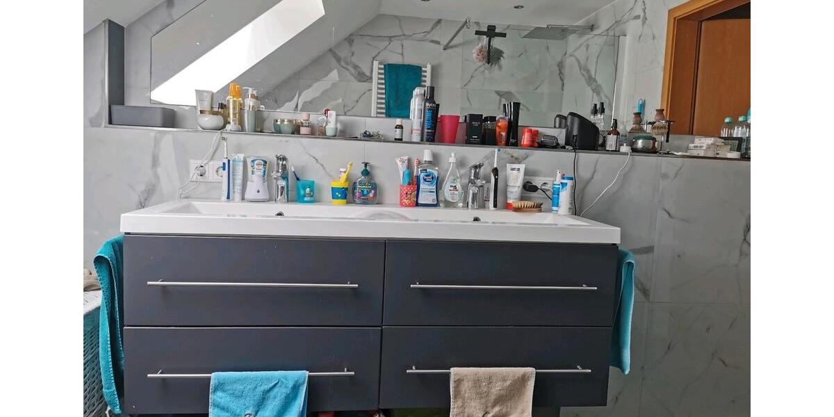 Doppelhaushälfte Schenkenzell - 5 Zimmer, 132 m&sup2;, 297.000&euro; | Angebot:26003401