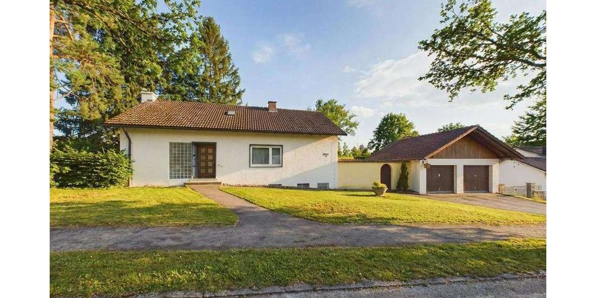 Einfamilienhaus Bad Dürrheim - 10 Zimmer, 230 m&sup2;, 980.000&euro; | Angebot:25466064