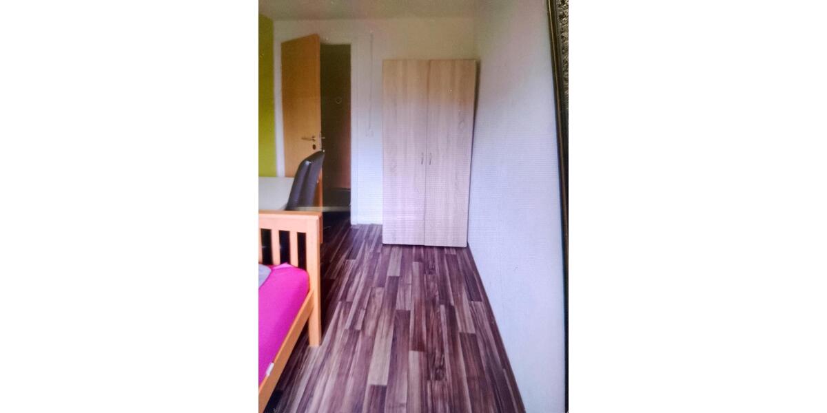 Etagenwohnung Tuttlingen - 1 Zimmer, 12 m&sup2;, 400&euro; | Angebot:25869205