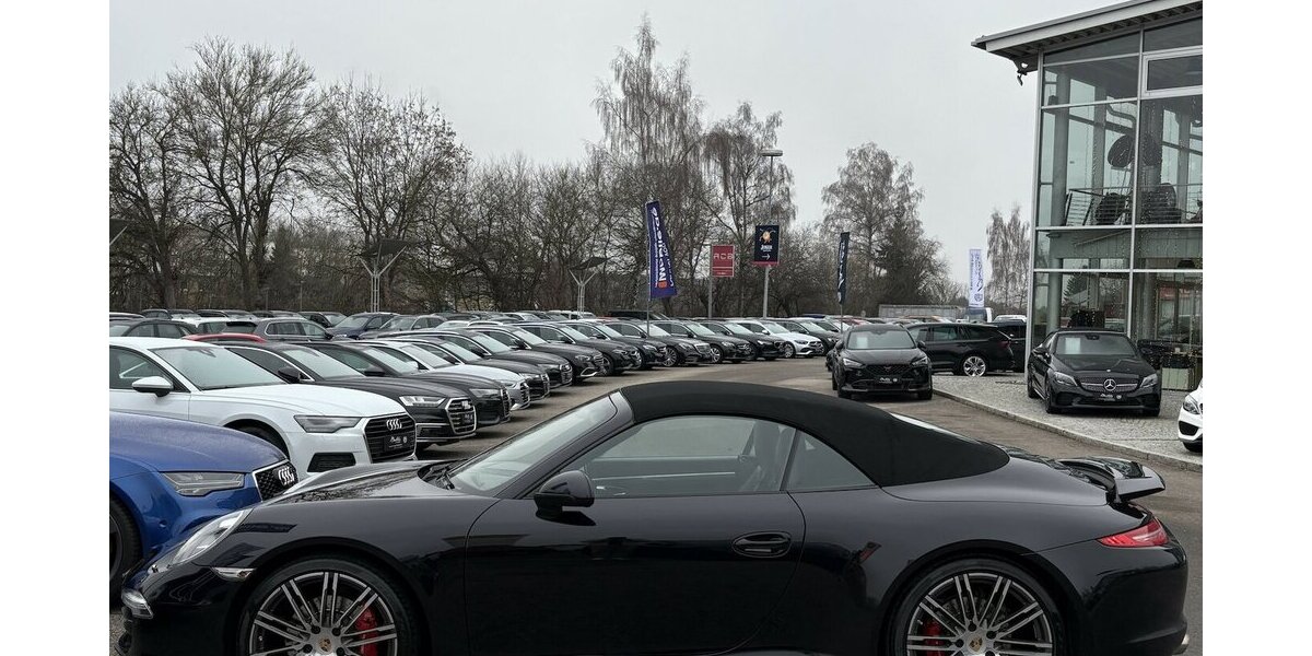 Porsche 991 911 Carrera 4S SPORTAGA/APPROVED/KAMERA/NAVI 152.242 km 77.900 &euro; Villingen-Schwenningen 78054