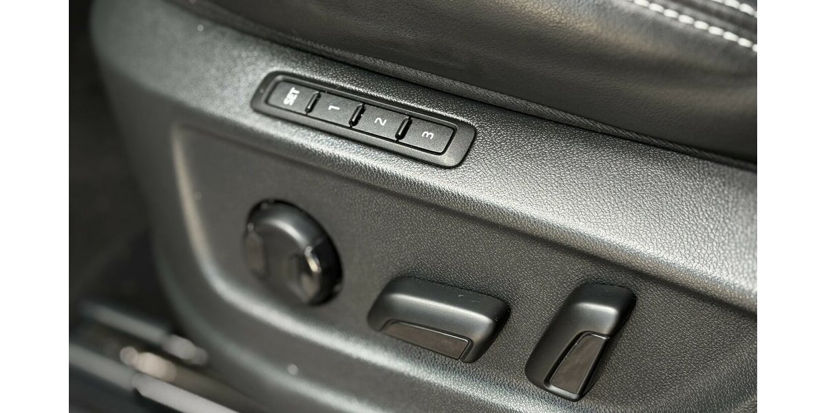 Skoda Kodiaq 1.5 TSI Sportline PANO/KAMERA/ACC/7.SITZ 109.668 km 28.900 &euro; Villingen-Schwenningen 78054