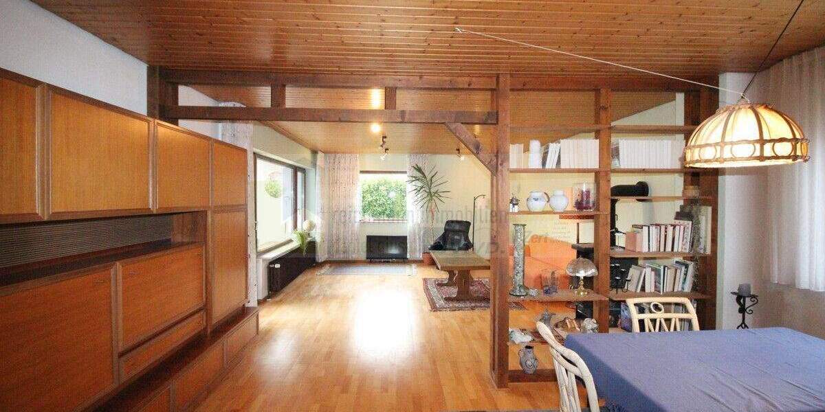 Bungalow Villingen-Schwenningen Villingen - 6 Zimmer, 143 m&sup2;, 439.000&euro; | Angebot:25692108