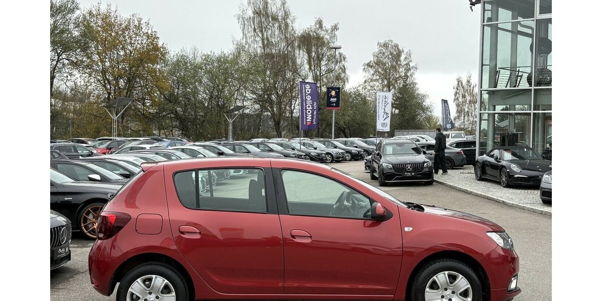 Dacia Sandero II 1.0 Comfort BT/KLIMA/TEMPOMAT/1.HAND 36.512 km 6.900 &euro; Villingen-Schwenningen 78054