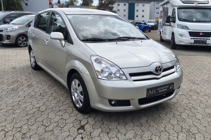 Toyota Corolla Verso 102.408 km 5.990 &euro; Villingen-Schwenningen 78054