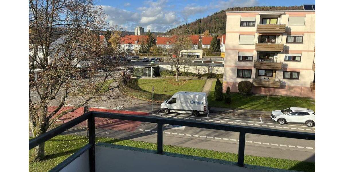 Etagenwohnung Tuttlingen - 4 Zimmer, 101 m&sup2;, 219.000&euro; | Angebot:25815680