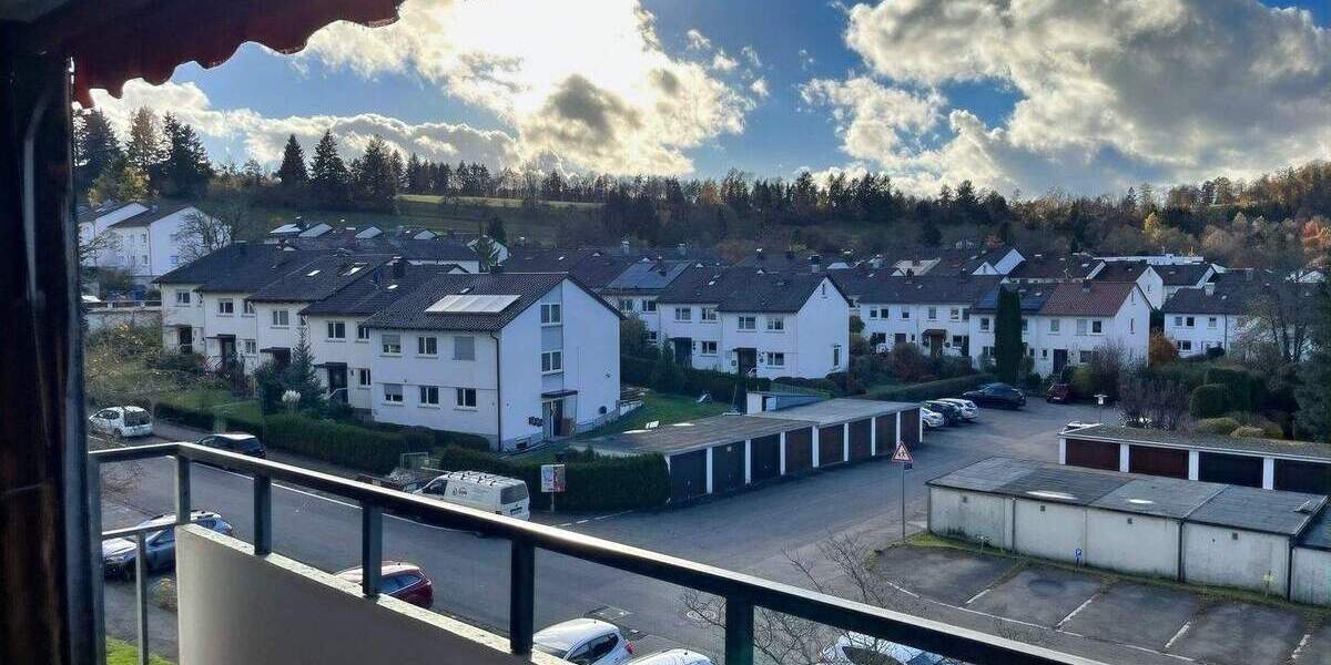 Etagenwohnung Tuttlingen - 4 Zimmer, 101 m&sup2;, 219.000&euro; | Angebot:25815680