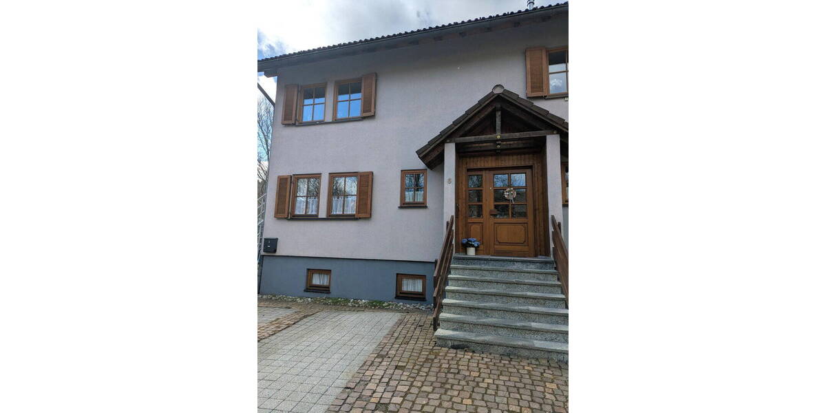 Etagenwohnung Unterkirnach - 3 Zimmer, 100 m&sup2;, 269.000&euro; | Angebot:26325726