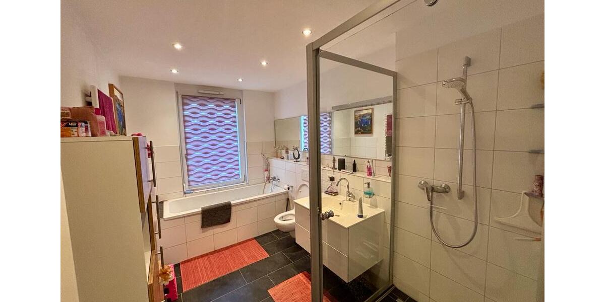 Doppelhaushälfte Villingen-Schwenningen Schwenningen - 5.5 Zimmer, 136 m&sup2;, 459.000&euro; | Angebot:26099901