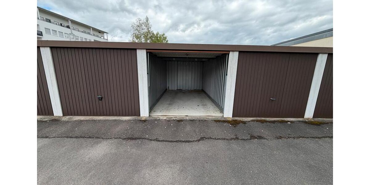 Erdgeschoßwohnung Villingen-Schwenningen Schwenningen - 3 Zimmer, 75 m&sup2;, 750&euro; | Angebot:26656533